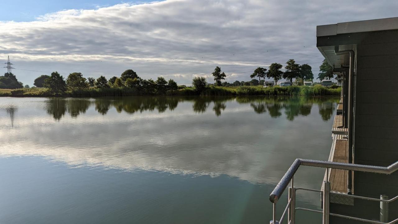 Hausboot Wangermeerblick シリヒ エクステリア 写真
